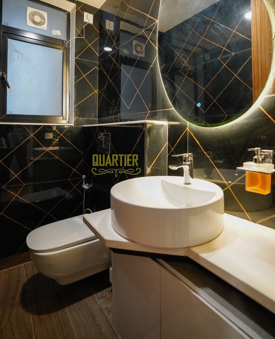 7 Stunning Washroom Tiles Styles That Elevate Luxury Instantly