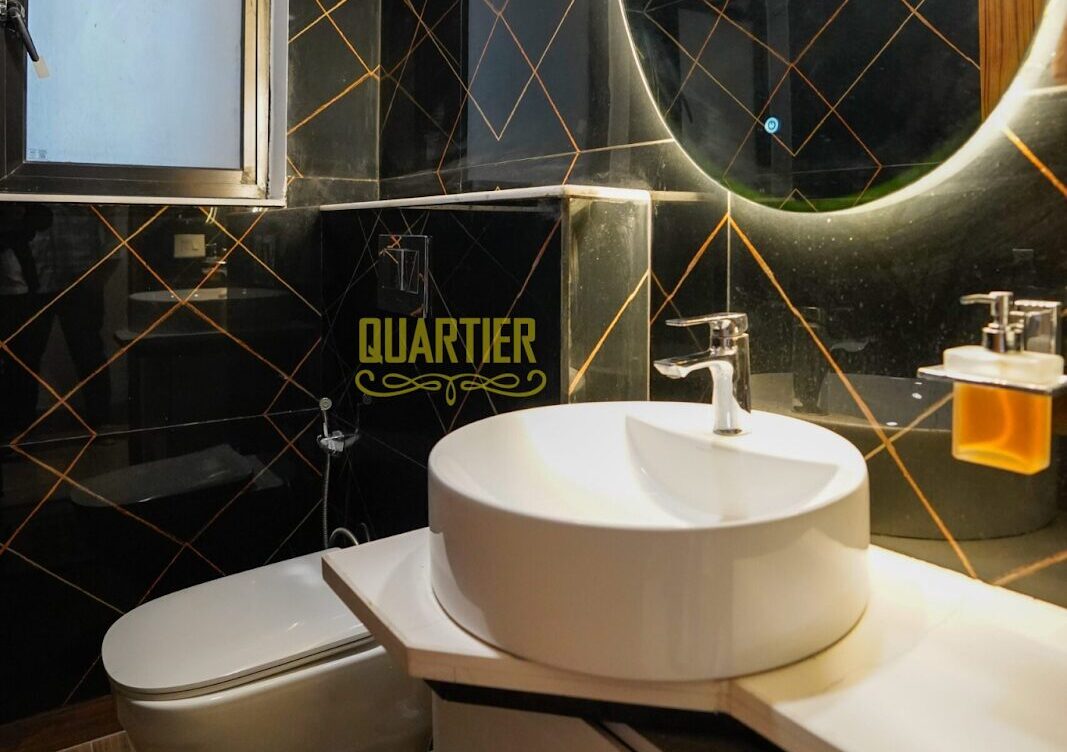 7 Stunning Washroom Tiles Styles That Elevate Luxury Instantly